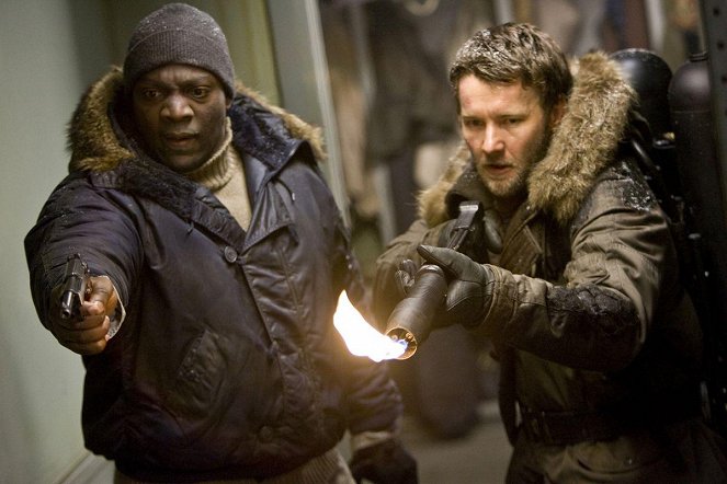 The Thing - Do filme - Adewale Akinnuoye-Agbaje, Joel Edgerton