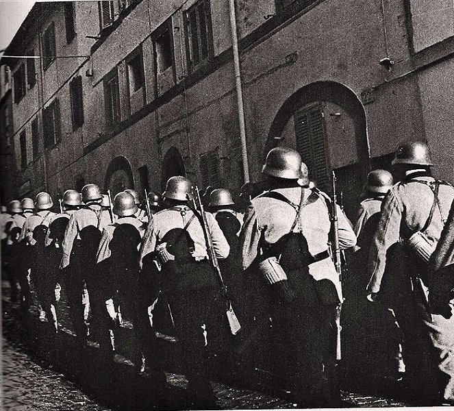 I nazisti a Roma - Van film