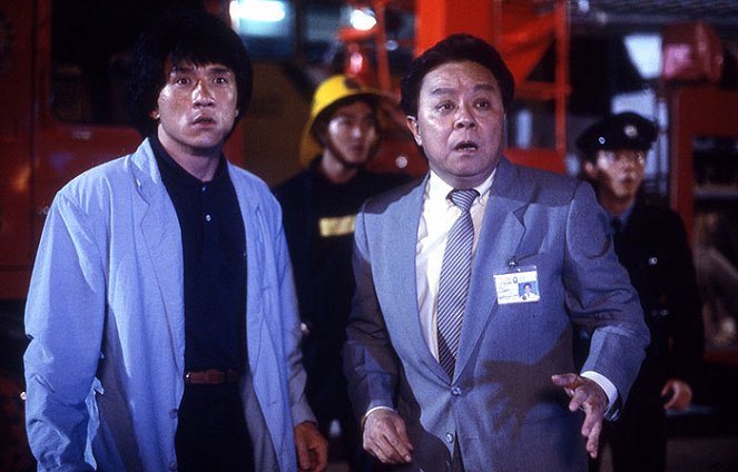 Superpolicía en apuros - De la película - Jackie Chan, Bill Tung