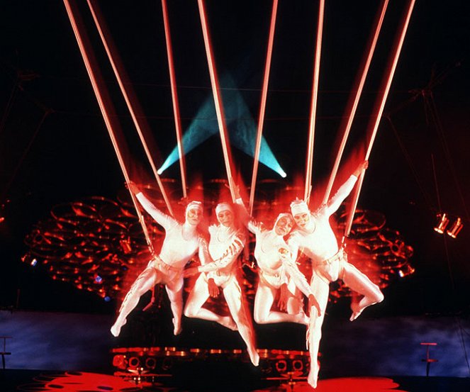 A Cirque de Soleil előadása: Saltimbanco - Filmfotók