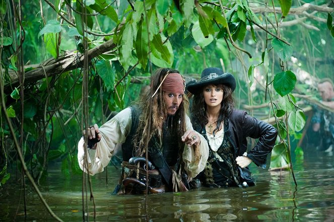 Piratas del Caribe: En mareas misteriosas - De la película - Johnny Depp, Penélope Cruz