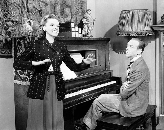 Osterspaziergang - Filmfotos - Judy Garland, Fred Astaire