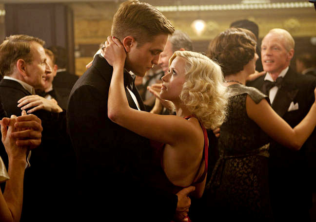 Water for Elephants - Photos - Robert Pattinson, Reese Witherspoon