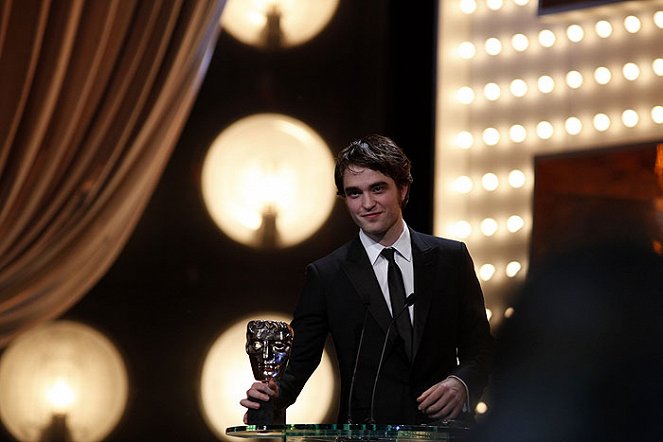 The Orange British Academy Film Awards 2011 - Van film - Robert Pattinson