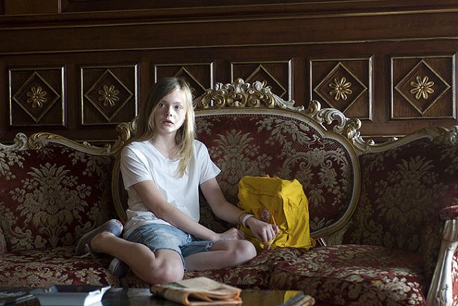 Somewhere - De la película - Elle Fanning