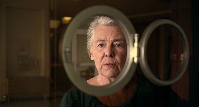 Mamma Gógó - Kuvat elokuvasta - Kristbjörg Kjeld