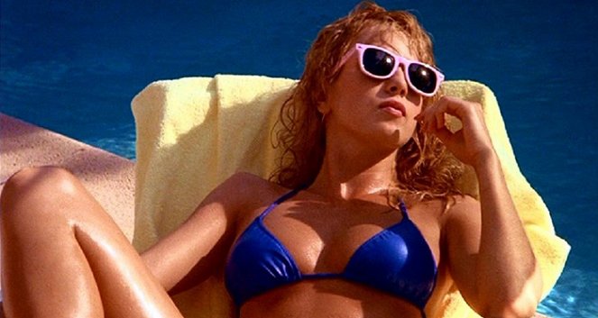 Not of This Earth - Van film - Traci Lords