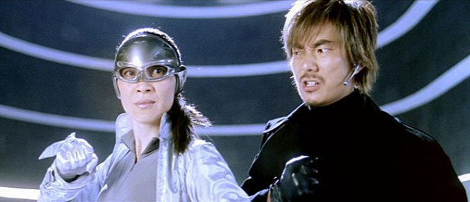 Silver Hawk: Maska spravedlnosti - Z filmu - Michelle Yeoh, Richie Jen