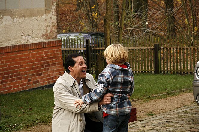 Zachráňte môjho syna - Z filmu - Steve Guttenberg