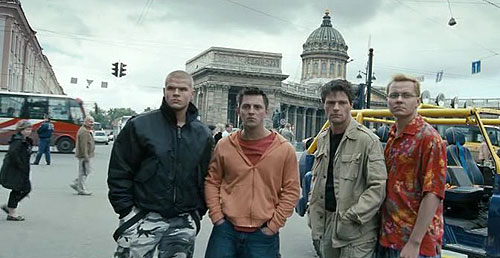 Zpátky na frontě - Z filmu - Vladimir Jaglyč, Andrej Těrentěv, Danila Kozlovskij, Dmitrij Volkostrelov