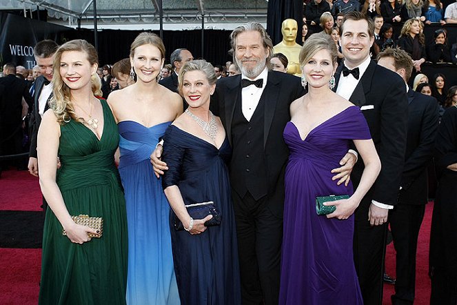 83. Annual Academy Awards - Z akcí - Red Carpet - Jeff Bridges