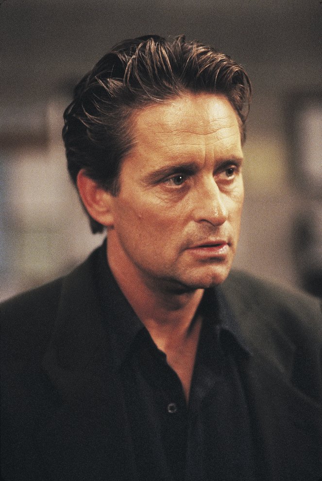 Basic Instinct - Photos - Michael Douglas