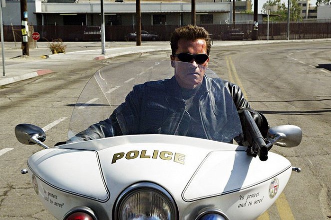 Terminator 3 – Rebellion der Maschinen - Filmfotos - Arnold Schwarzenegger