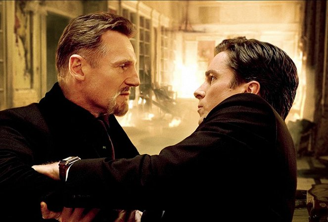 Batman Begins - De la película - Liam Neeson, Christian Bale