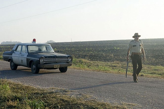 Texaský masakr motorovou pilou: Počátek - Z filmu - R. Lee Ermey
