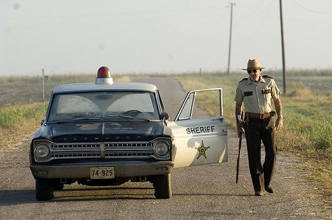 Texaský masaker motorovu pílou: Počiatok - Z filmu - R. Lee Ermey