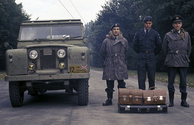 Keep the Cold War Cold - Van film