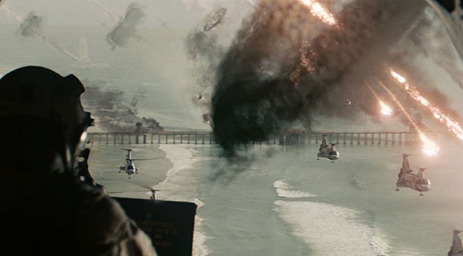 Battle Los Angeles - Photos