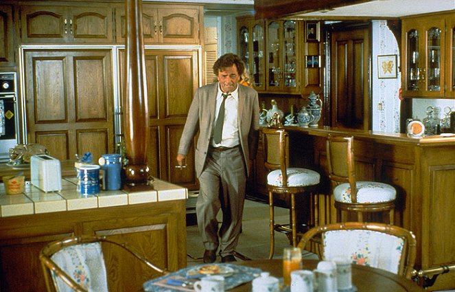 Columbo - Season 9 - Spoczywaj w pokoju, Pani Columbo - Z filmu - Peter Falk