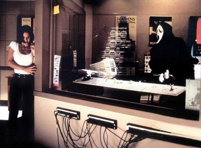 Scream 2 - Kuvat elokuvasta - Courteney Cox