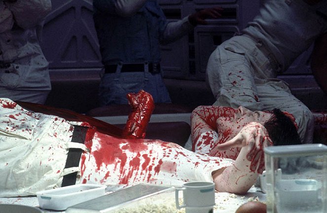 A nyolcadik utas: a Halál - Filmfotók - John Hurt