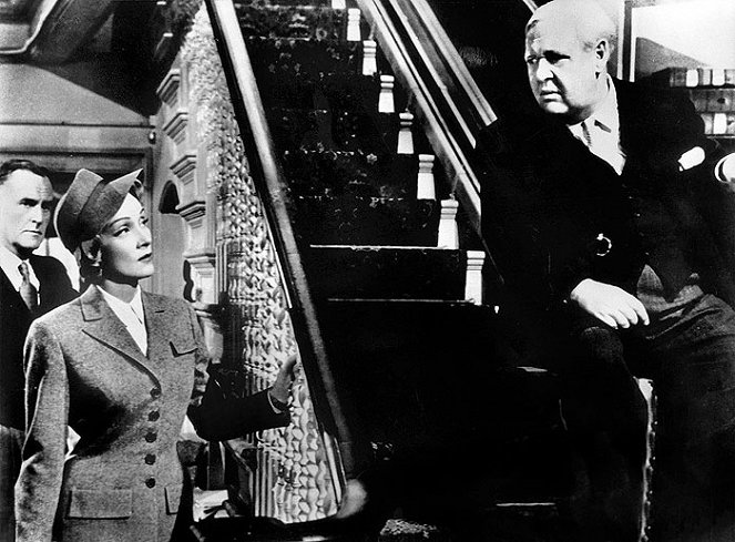 Testemunha de Acusação - Do filme - Henry Daniell, Charles Laughton, Marlene Dietrich