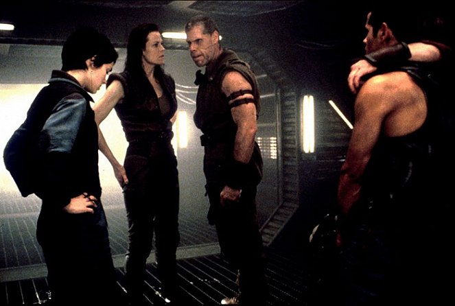 Alien: O Regresso - Do filme - Winona Ryder, Sigourney Weaver, Ron Perlman