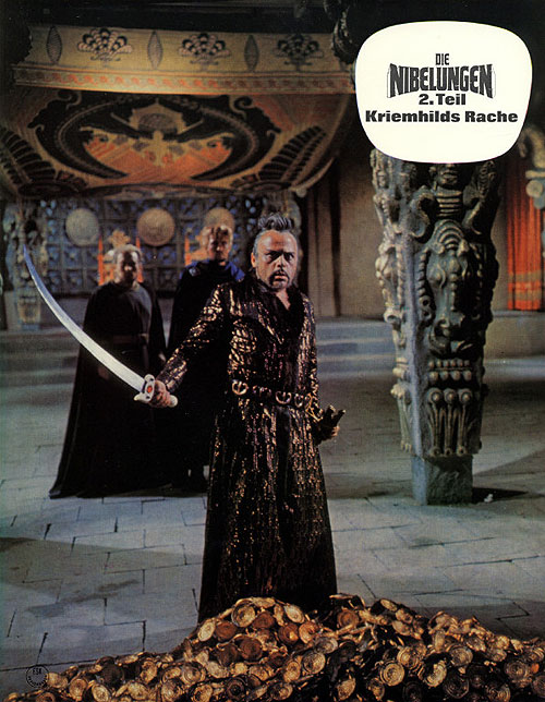 Die Nibelungen, Teil 2 - Kriemhilds Rache - Mainoskuvat - Herbert Lom