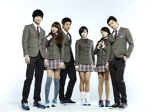 Deurim hai - Filmfotók - Soo-hyun Kim, Suzy Bae, Taecyeon, Eun-jeong Ham, IU