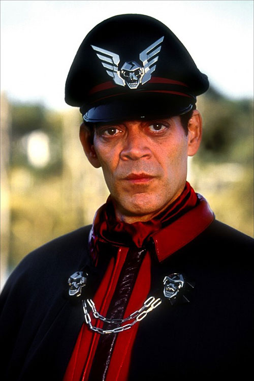 Uliczny wojownik - Promo - Raul Julia