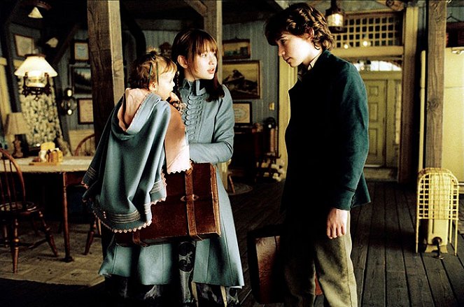 Lemony Snicket's A Series of Unfortunate Events - Photos - Shelby Hoffman, Emily Browning, Liam Aiken