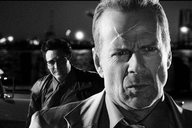 Sin City (Ciudad del pecado) - De la película - Michael Madsen, Bruce Willis