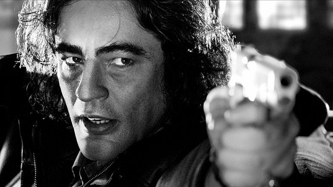 Sin City - město hříchu - Z filmu - Benicio Del Toro