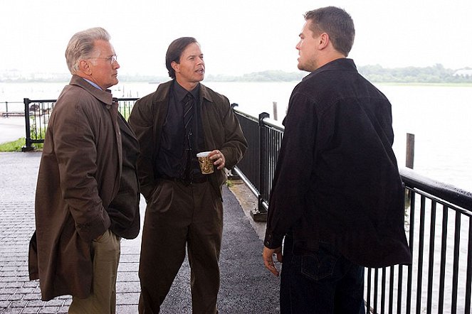 The Departed - Photos - Martin Sheen, Mark Wahlberg, Leonardo DiCaprio