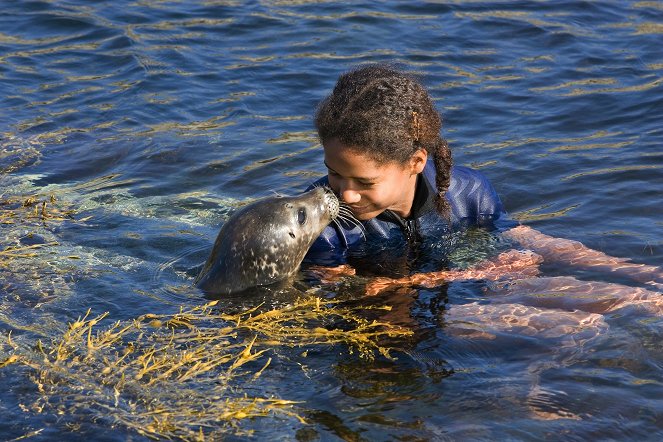 S.O.S. Kleine zeehond - Van film - Amina Heggvold Sanca