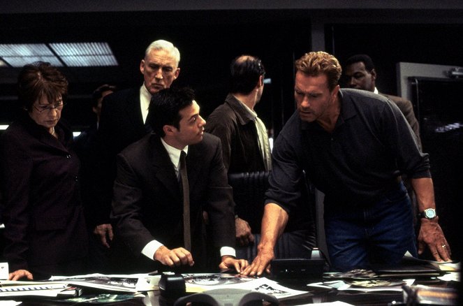 Daño colateral - De la película - Bruce Ramsay, Arnold Schwarzenegger