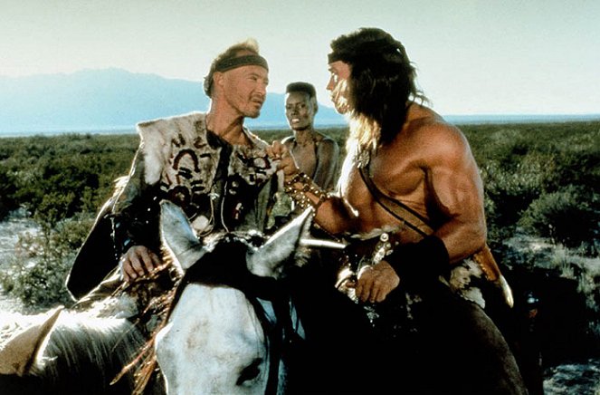 Conan ničiteľ - Z filmu - Tracey Walter, Grace Jones, Arnold Schwarzenegger