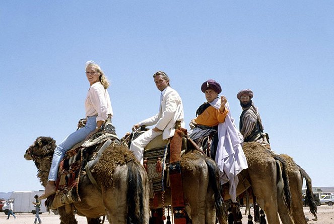 Honba za Klenotom Nílu - Z filmu - Kathleen Turner, Michael Douglas, Danny DeVito