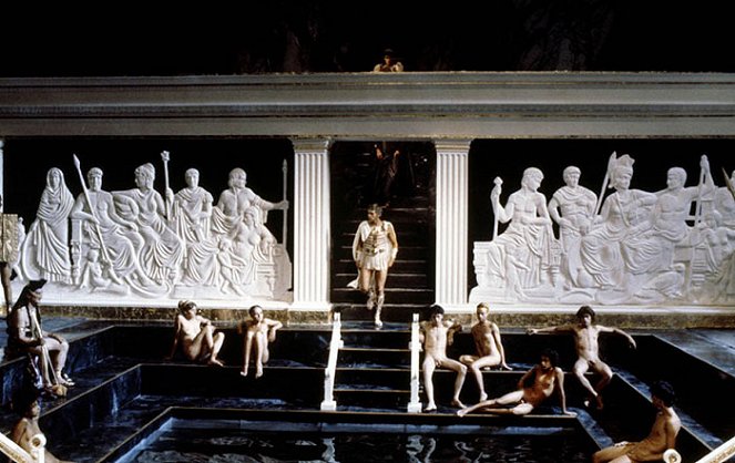Caligula - Z filmu