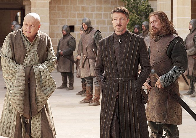 Game of Thrones - You Win or You Die - Photos - Conleth Hill, Aidan Gillen