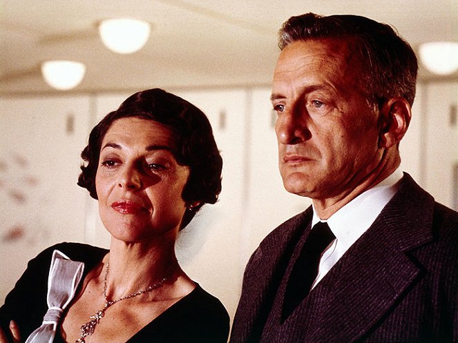 Hindenburg - Kuvat elokuvasta - Anne Bancroft, George C. Scott