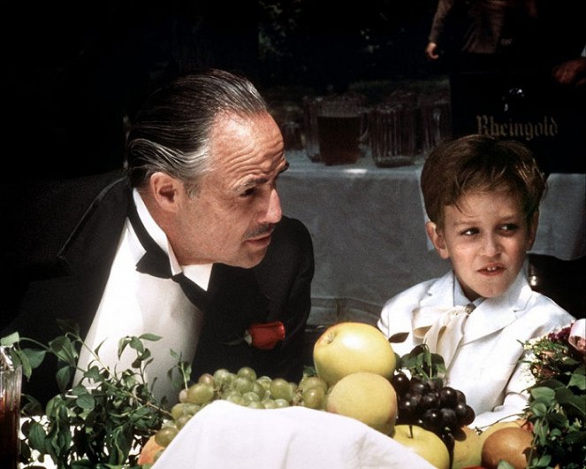 Ojciec chrzestny - Z filmu - Marlon Brando, Lou Martini Jr.