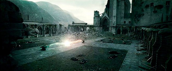 Harry Potter a Relikvie smrti - část 2 - Z filmu