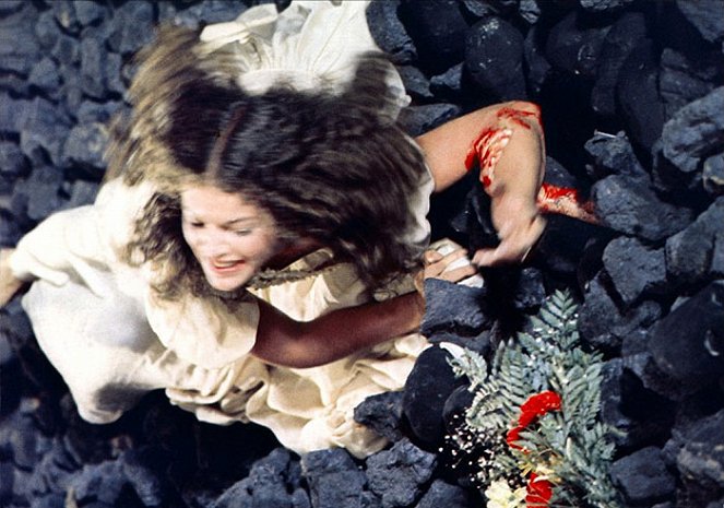 Carrie - Photos - Amy Irving