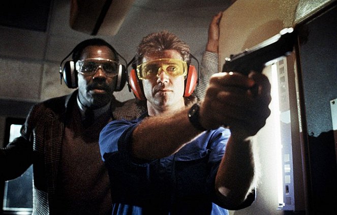 Smrtonosná zbraň - Z filmu - Danny Glover, Mel Gibson