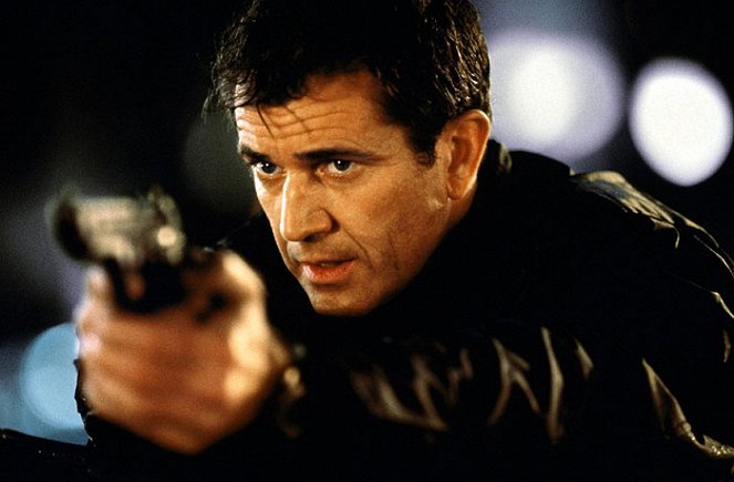 Lethal Weapon 4 - Photos - Mel Gibson