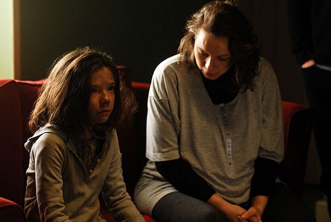 The Daisy Chain - Photos - Mhairi Anderson, Samantha Morton