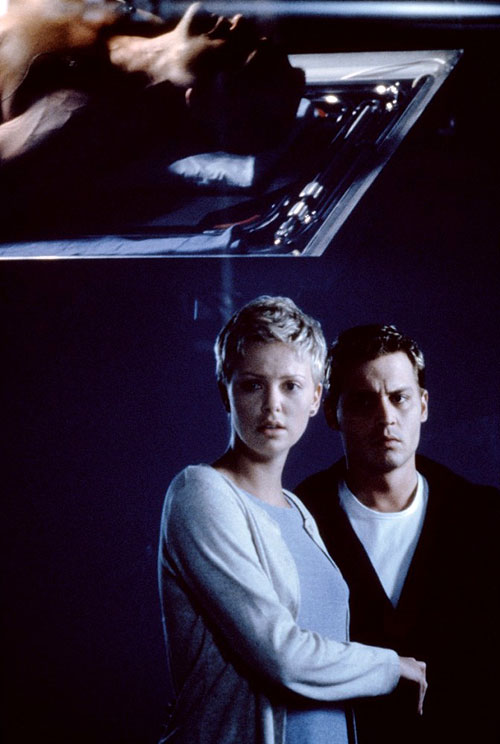 The Astronaut's Wife - Van film - Charlize Theron, Johnny Depp