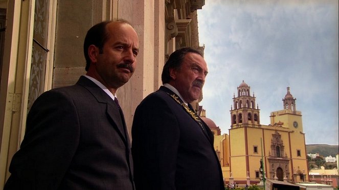 Vtedy v Mexiku - Z filmu - Julio Oscar Mechoso, Pedro Armendáriz Jr.