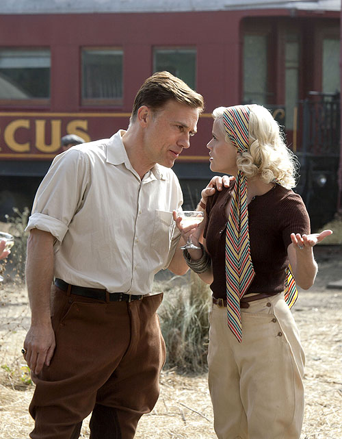 Água aos Elefantes - Do filme - Christoph Waltz, Reese Witherspoon